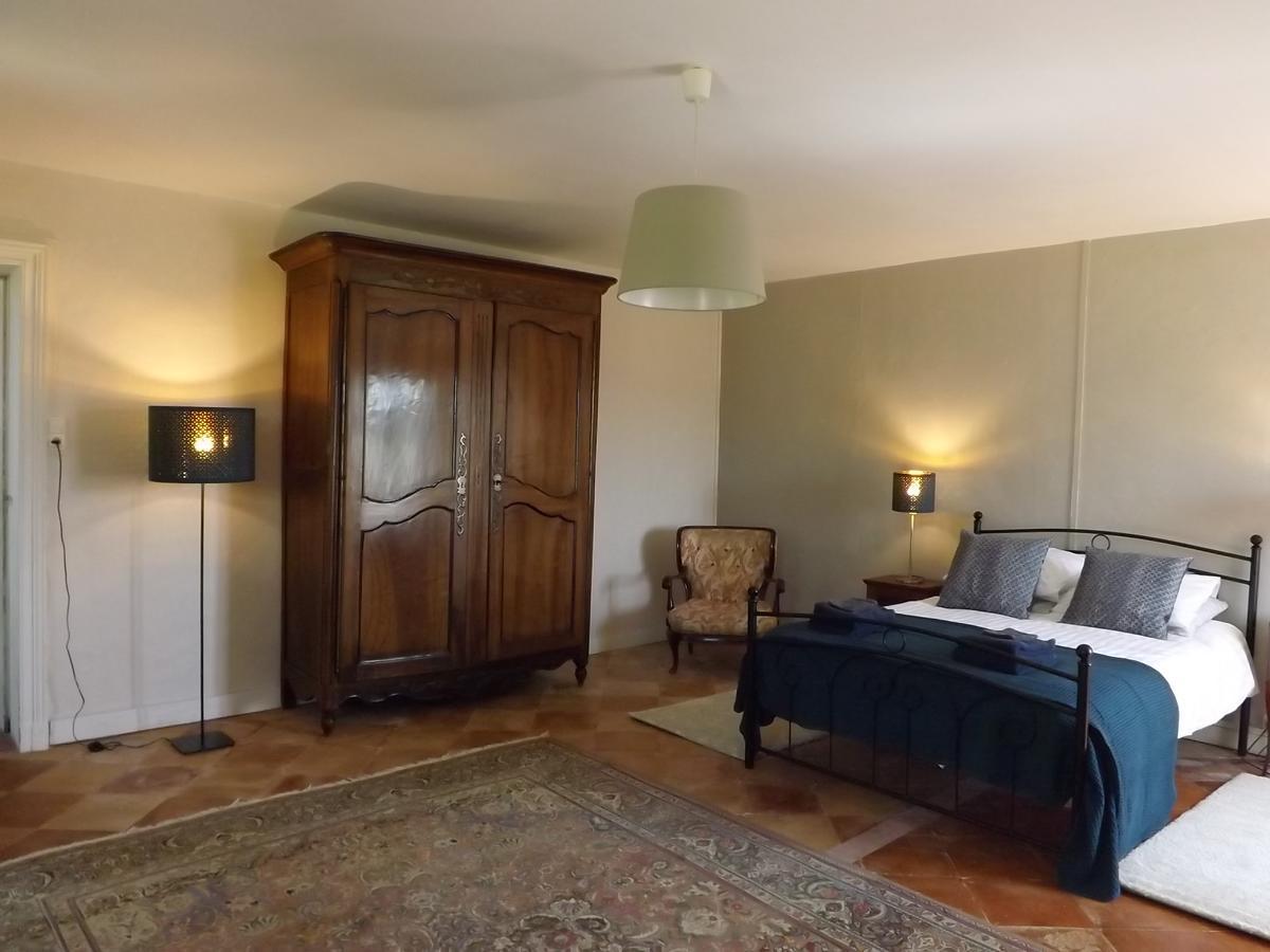 La Petite Auberge Comps  エクステリア 写真